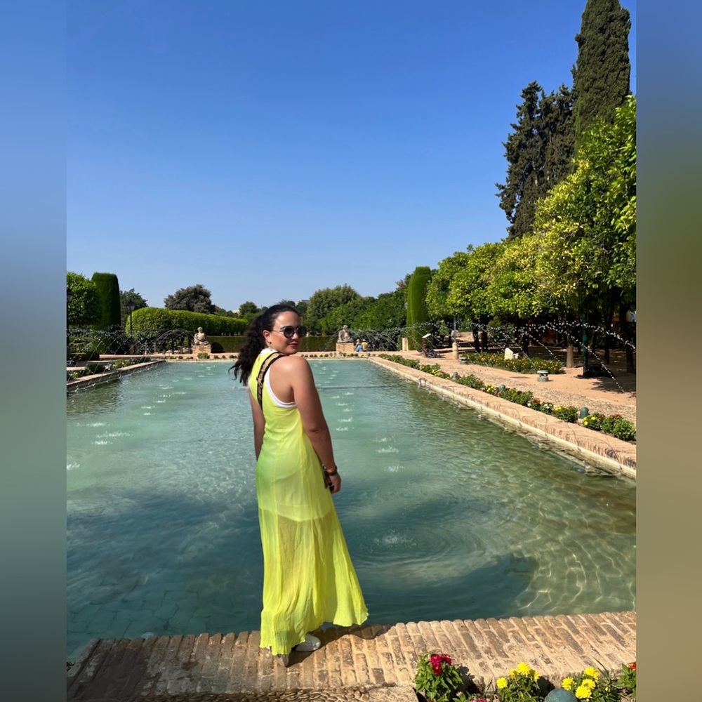 High-Low Maxi Dress - Picture 3 of 4